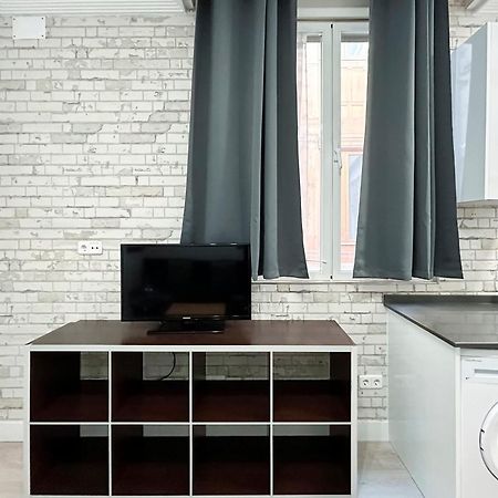 Charming Vibrant Madrid Apartment ภายนอก รูปภาพ